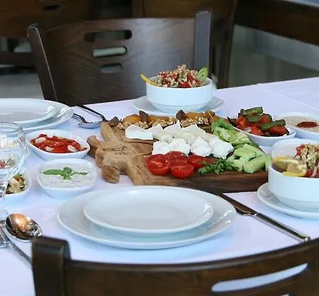 Bogazici Hotel *